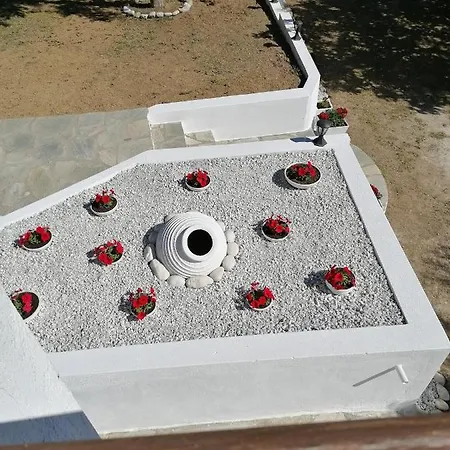 Limnonari Skopelos Town
